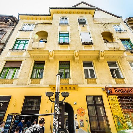 Bpr Cozy Rosie Apartment Budapest Bagian luar foto