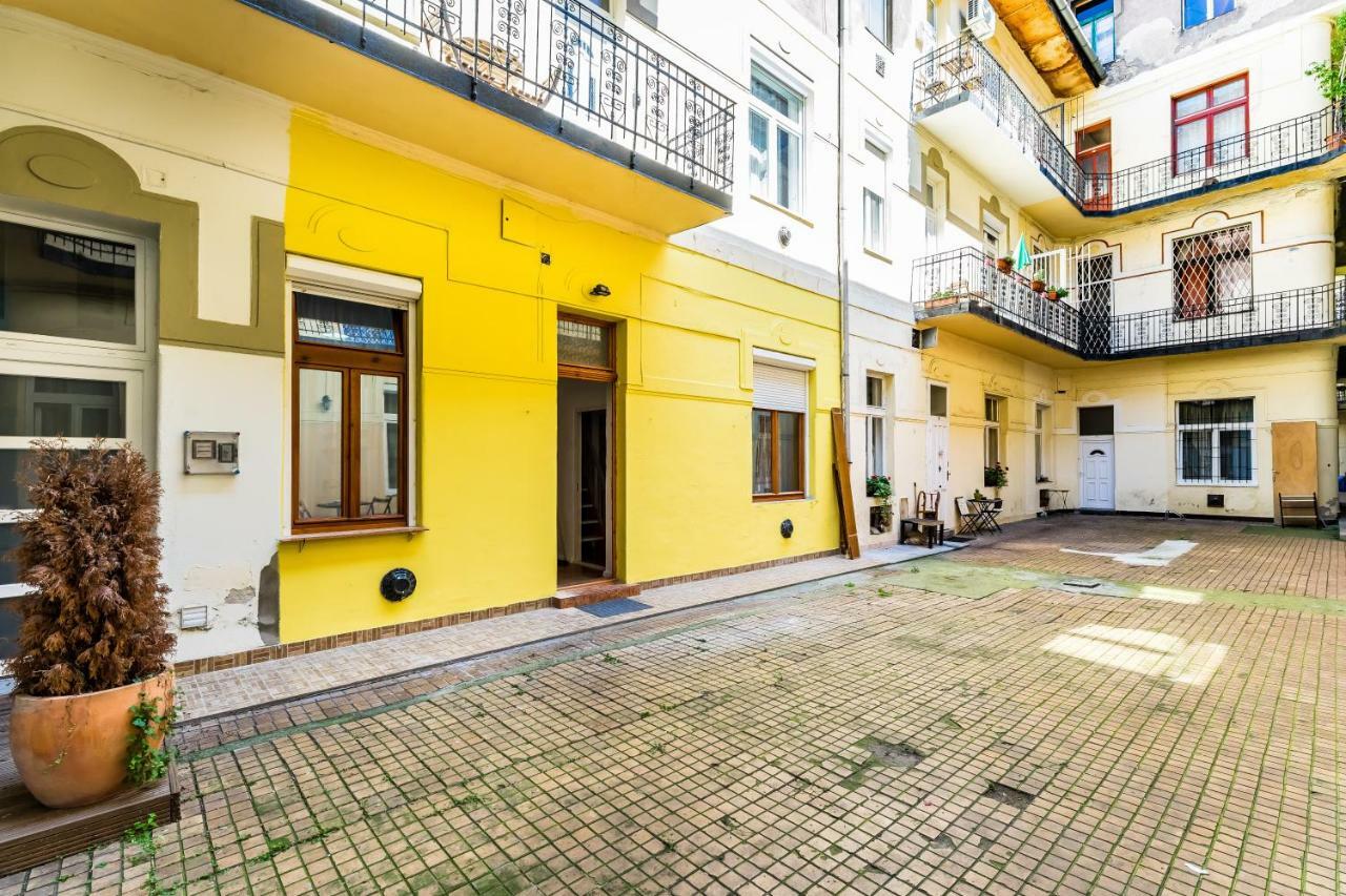 Bpr Cozy Rosie Apartment Budapest Bagian luar foto